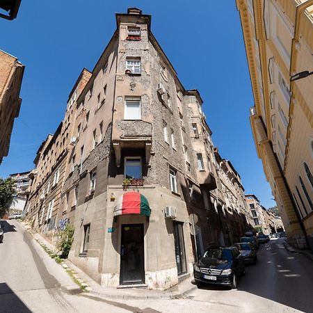 Old Town Colorful Two-Bedroom Apartment سراييفو المظهر الخارجي الصورة
