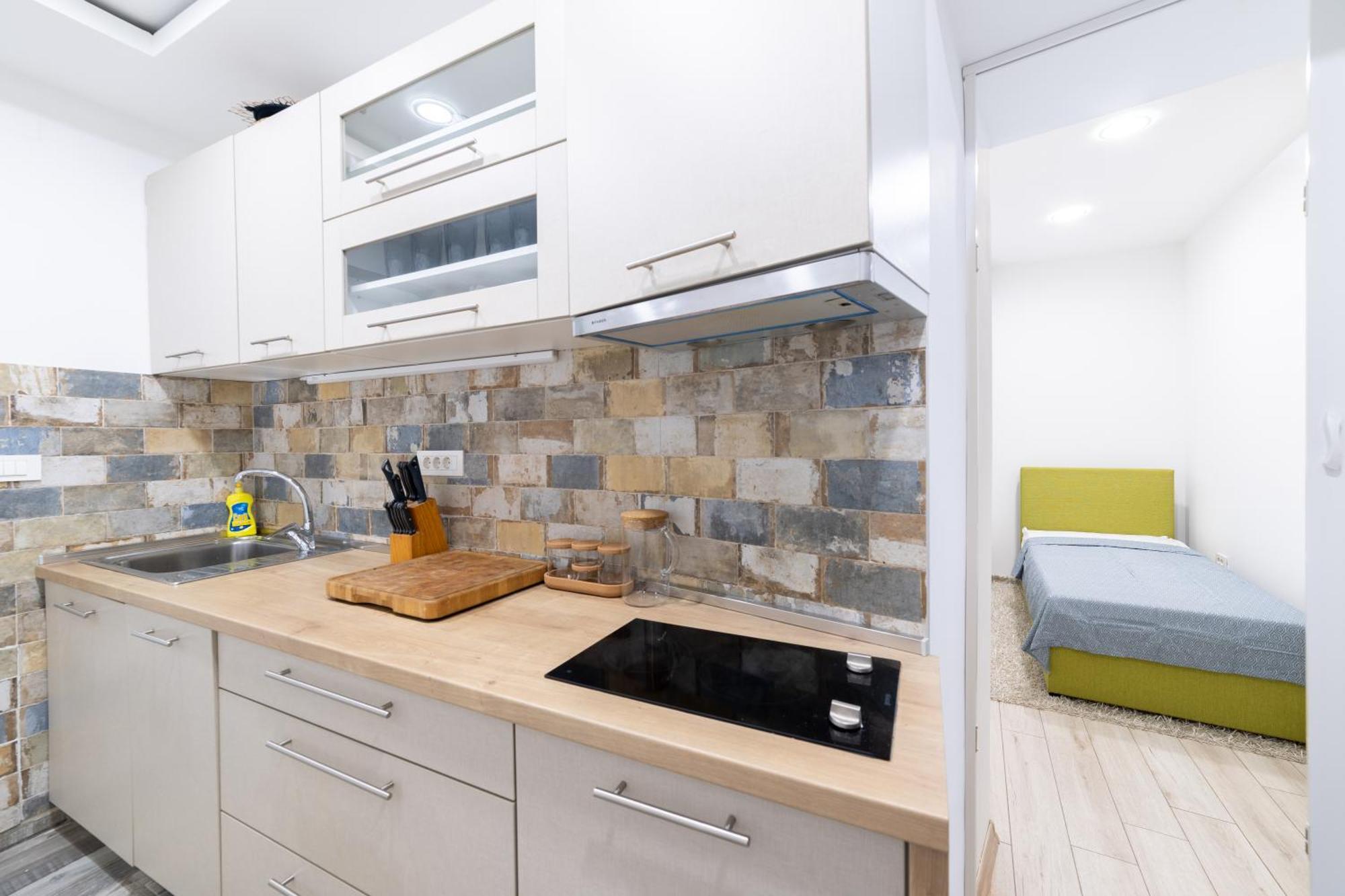 Old Town Colorful Two-Bedroom Apartment سراييفو المظهر الخارجي الصورة